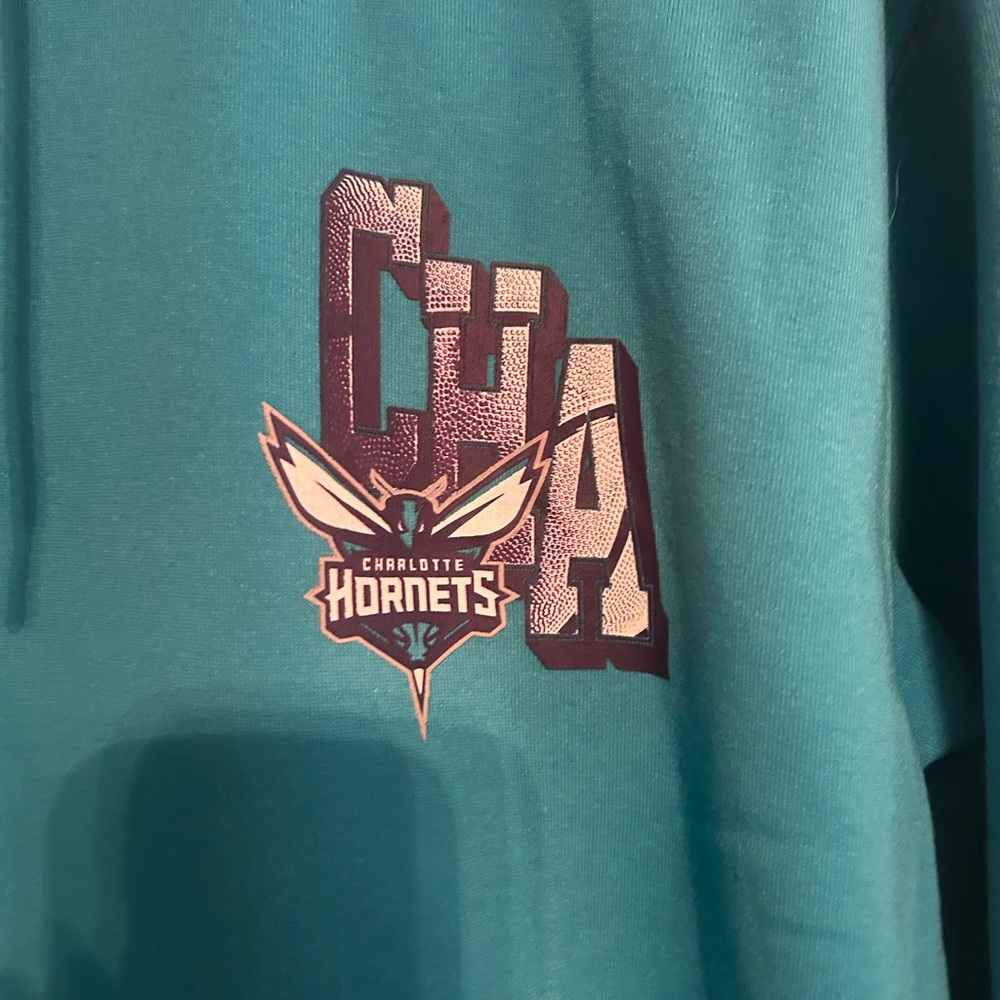 NWT NBA Charlotte Hornets "Queen City" Teal Fleece Hoodie - Picture 7 of 9